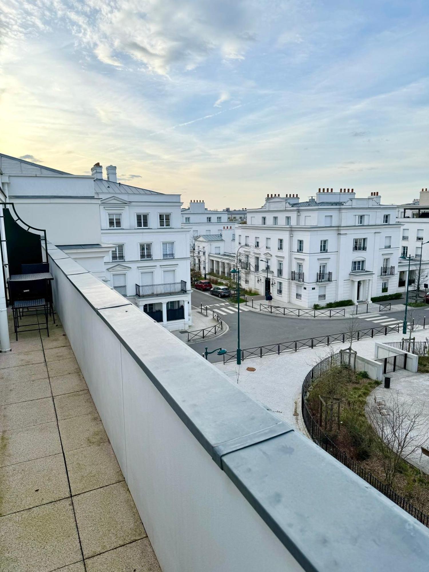 Le Regence, Terrasse, Serris Disney Extérieur photo